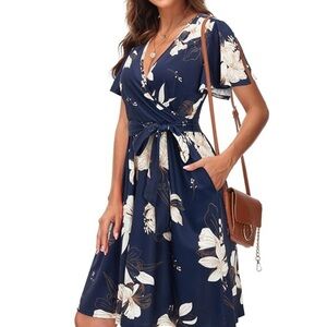 Hawaiian Navy Floral Dress Women’s size 2x Tag but fits like an XL